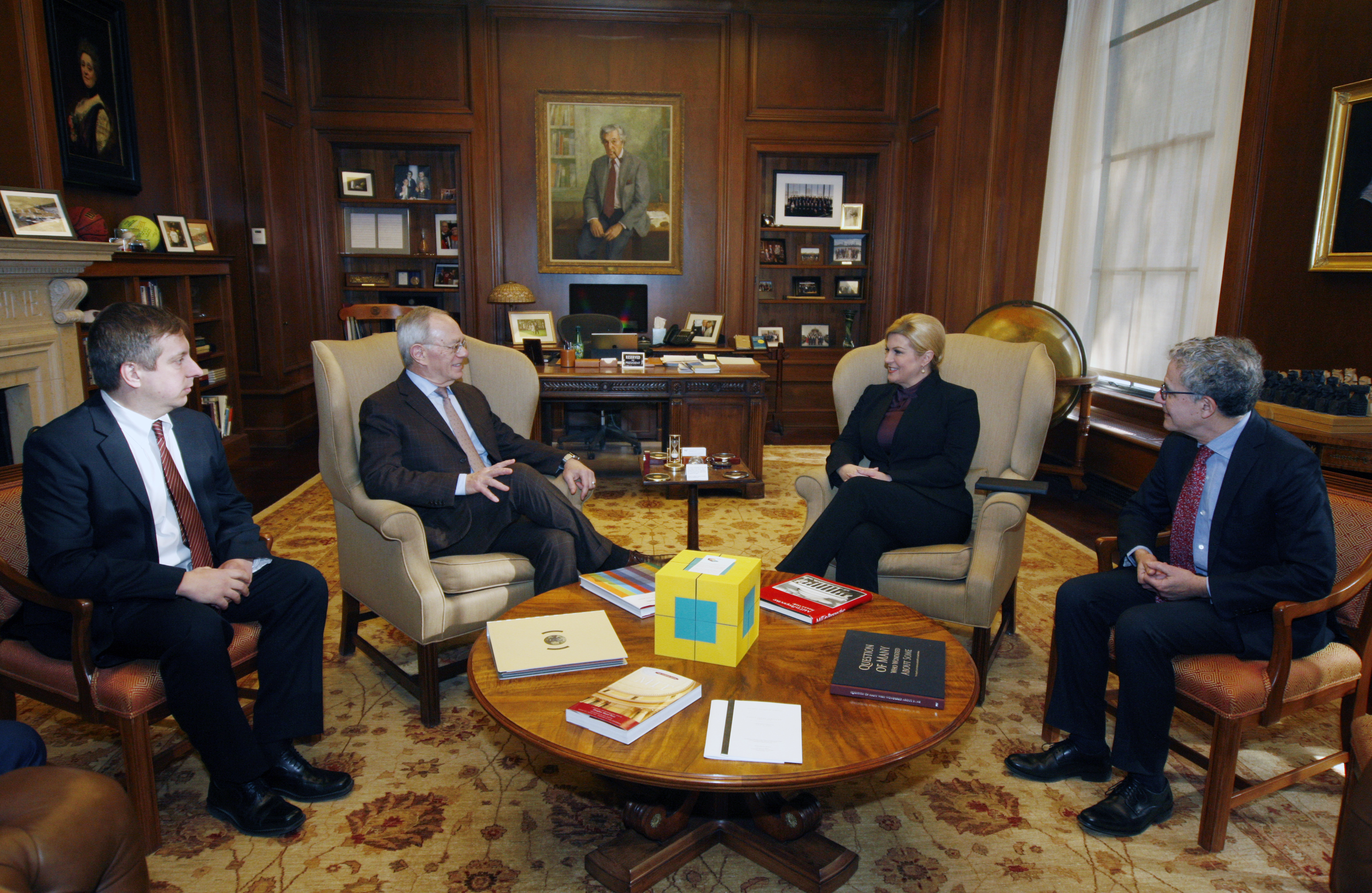 Croatian president Kolinda Grabar-Kitarović visited MIT, bestowing two medals upon Professor Marin Soljačić