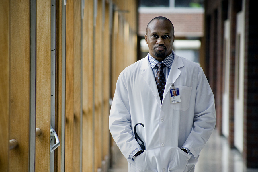 Collin Stultz named co-director and MIT lead of the Harvard-MIT Program in Health Sciences and Technology